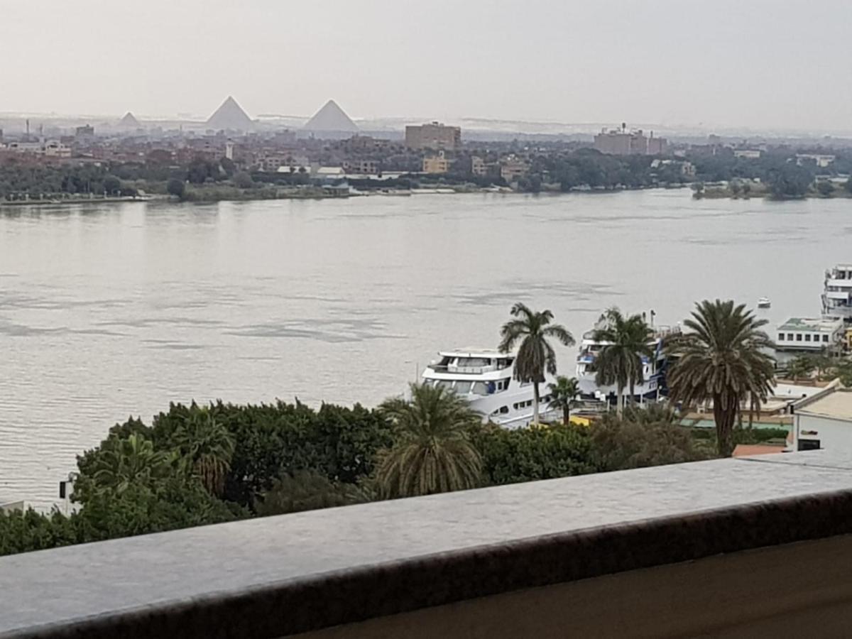 Nile View Maadi: Ultra-modern With Pyramid Vistas Apartamento Cairo