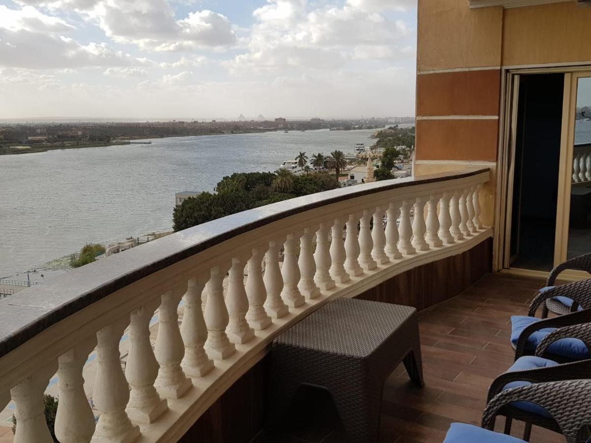 Nile View Maadi: Ultra-modern With Pyramid Vistas Apartamento Cairo