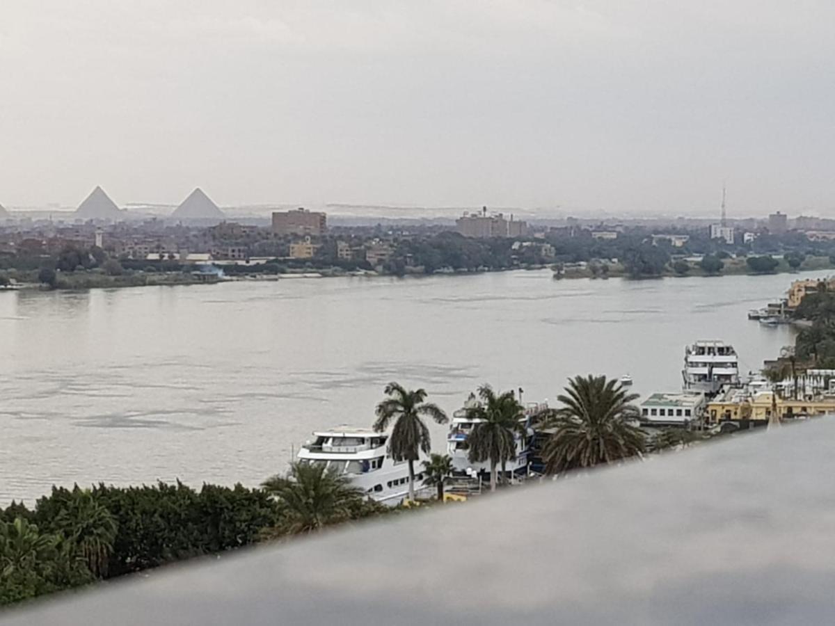 Apartamento Nile View Maadi: Ultra-modern With Pyramid Vistas *