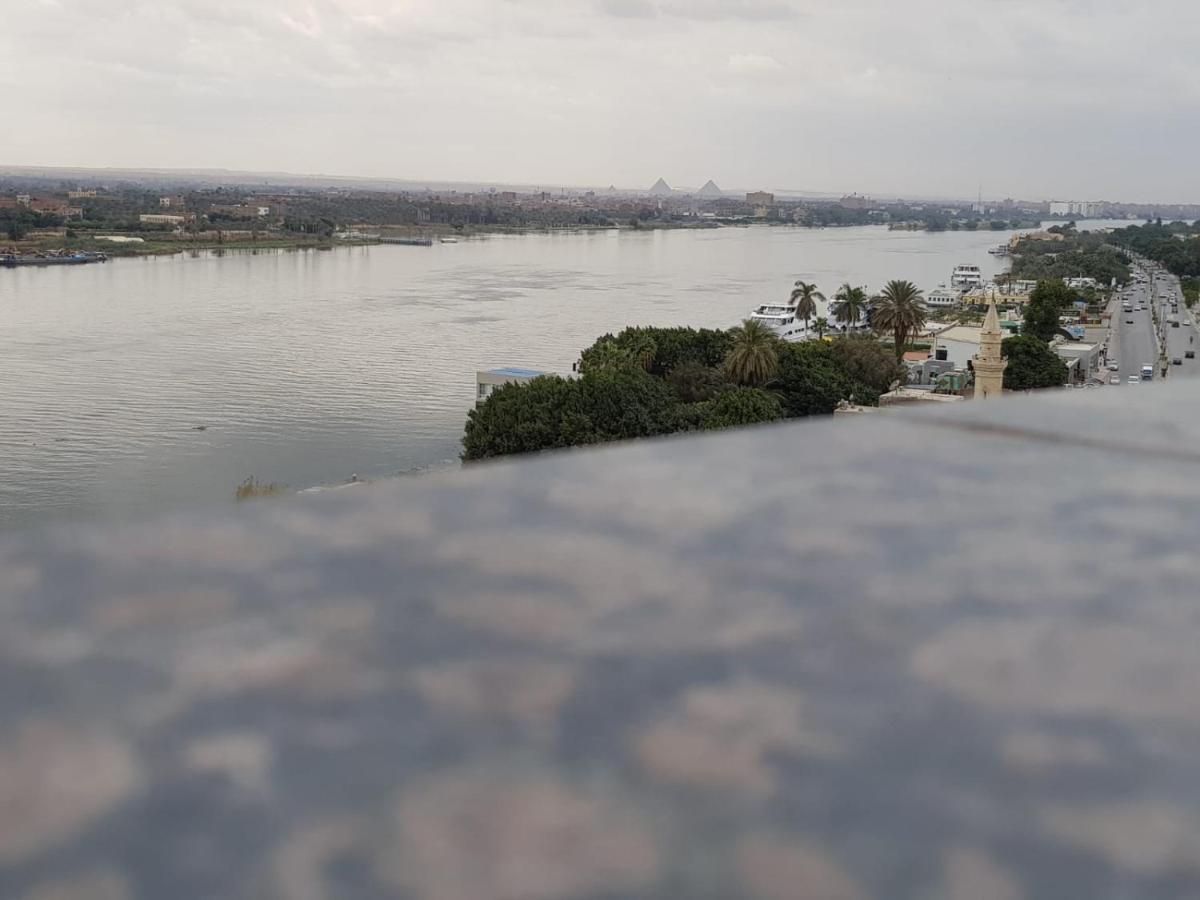 Apartamento Nile View Maadi: Ultra-modern With Pyramid Vistas